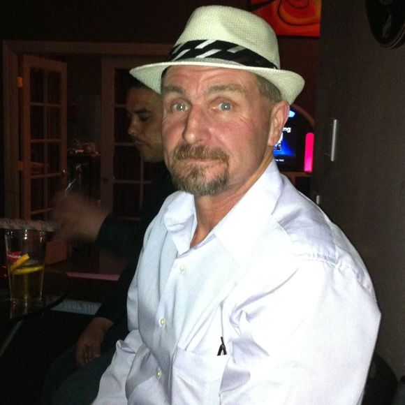 Meet your Posher, Eric - Picture 2 of 2